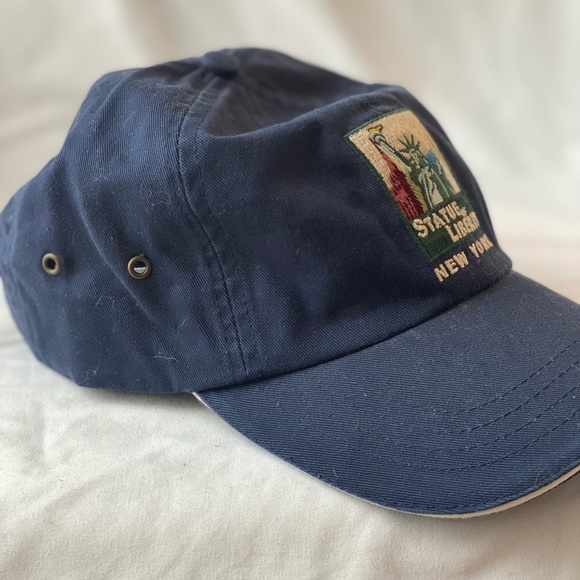 Travel Hat - Picture 2 of 3